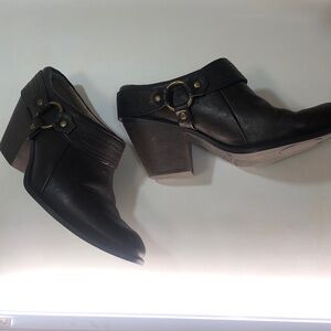 Faded Glory Dark Brown Leather Chukka Booties with Buckle